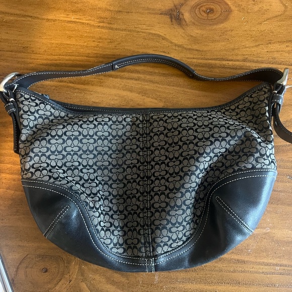 Coach Handbags - Coach Bag - Non-smoking home